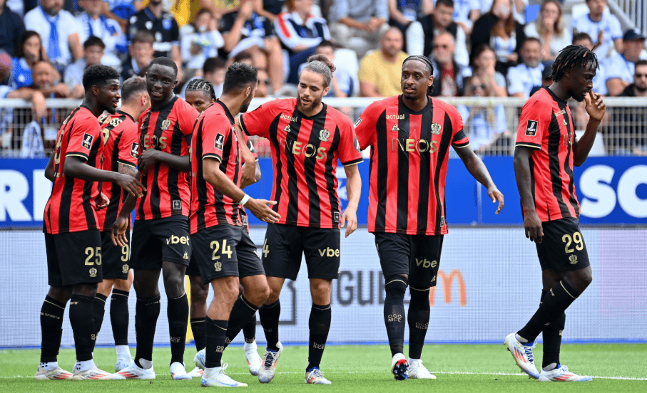 kaiyun-赛后体能课后，本菲卡远射贴柱备战法甲，管理层满意，年轻球员得到机会(1的一倍为什么不是2)